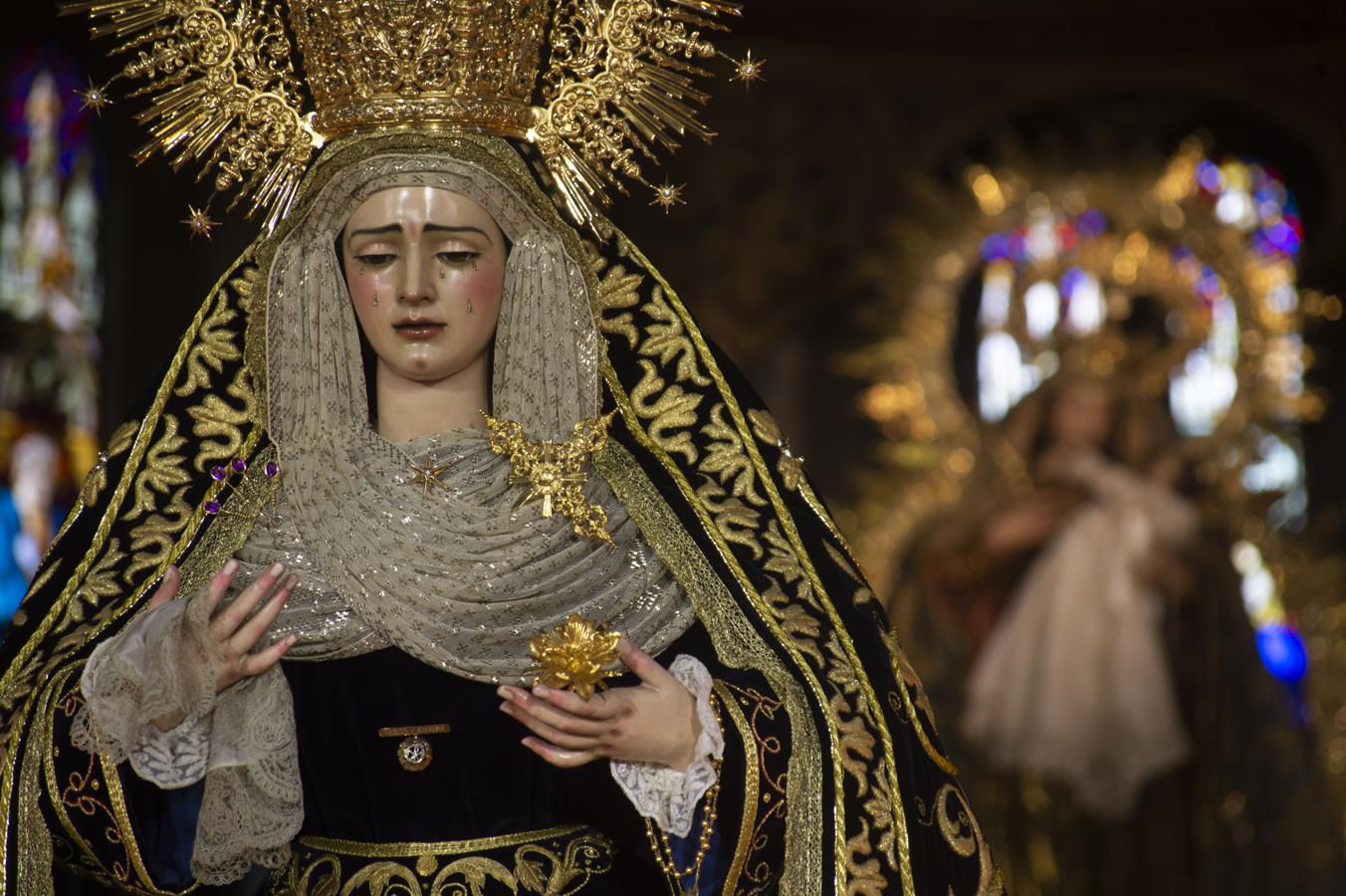 El altar del 75 aniversario de la Virgen de Gracia y Amparo