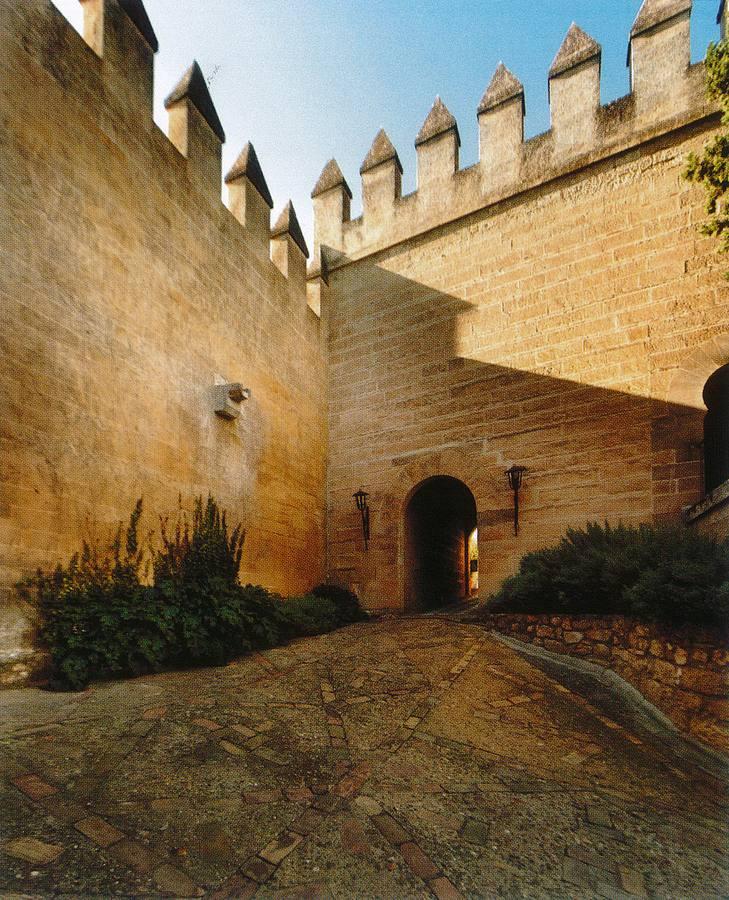 La historia del Castillo de Almodóvar del Río, en imágenes