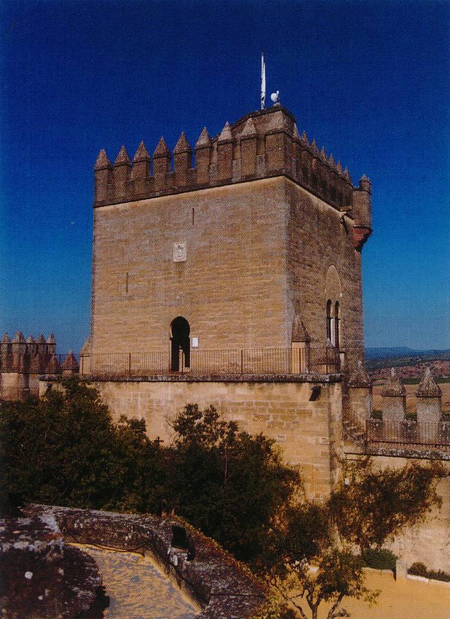 La historia del Castillo de Almodóvar del Río, en imágenes