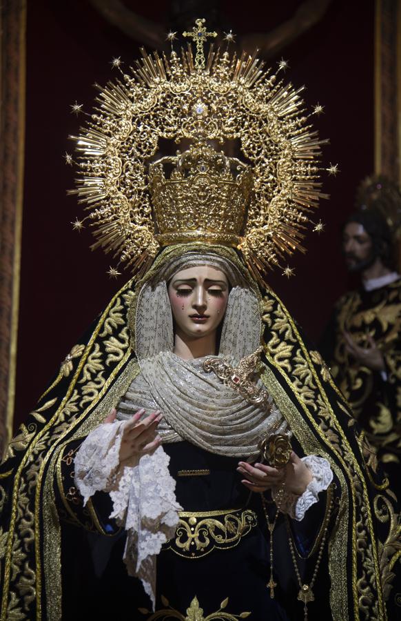 La Virgen de Gracia y Amparo de los Javieres en su capilla