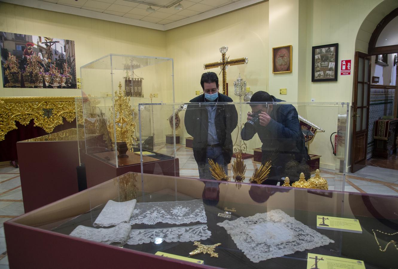 Inauguración de la exposición de la Lanzada en el Círculo Mercantil