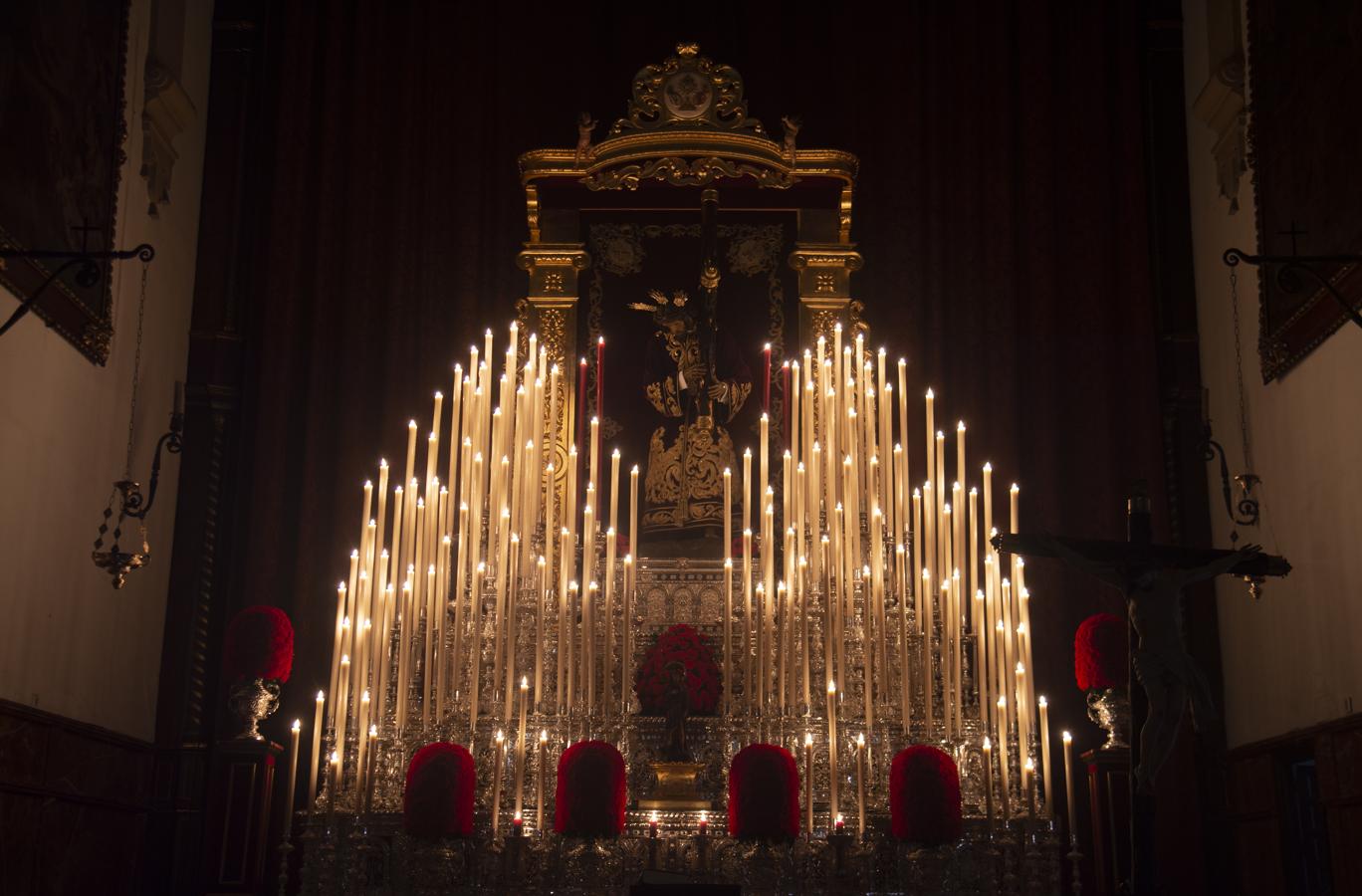 El altar de quinario del Señor de las Penas de San Roque