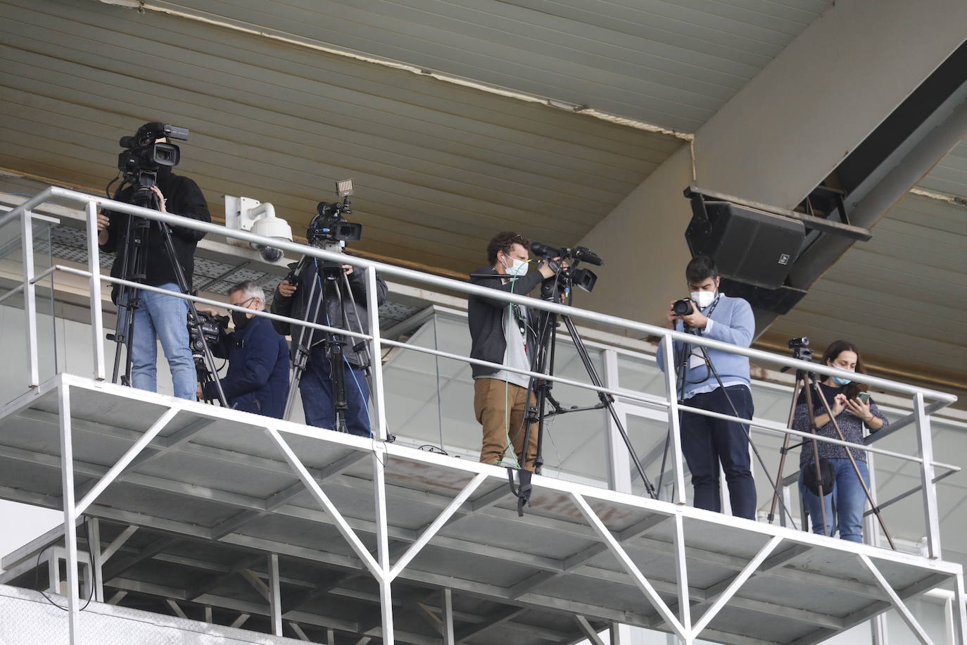 El silencio de El Arcángel vacío en el Córdoba CF - Yeclano, en imágenes