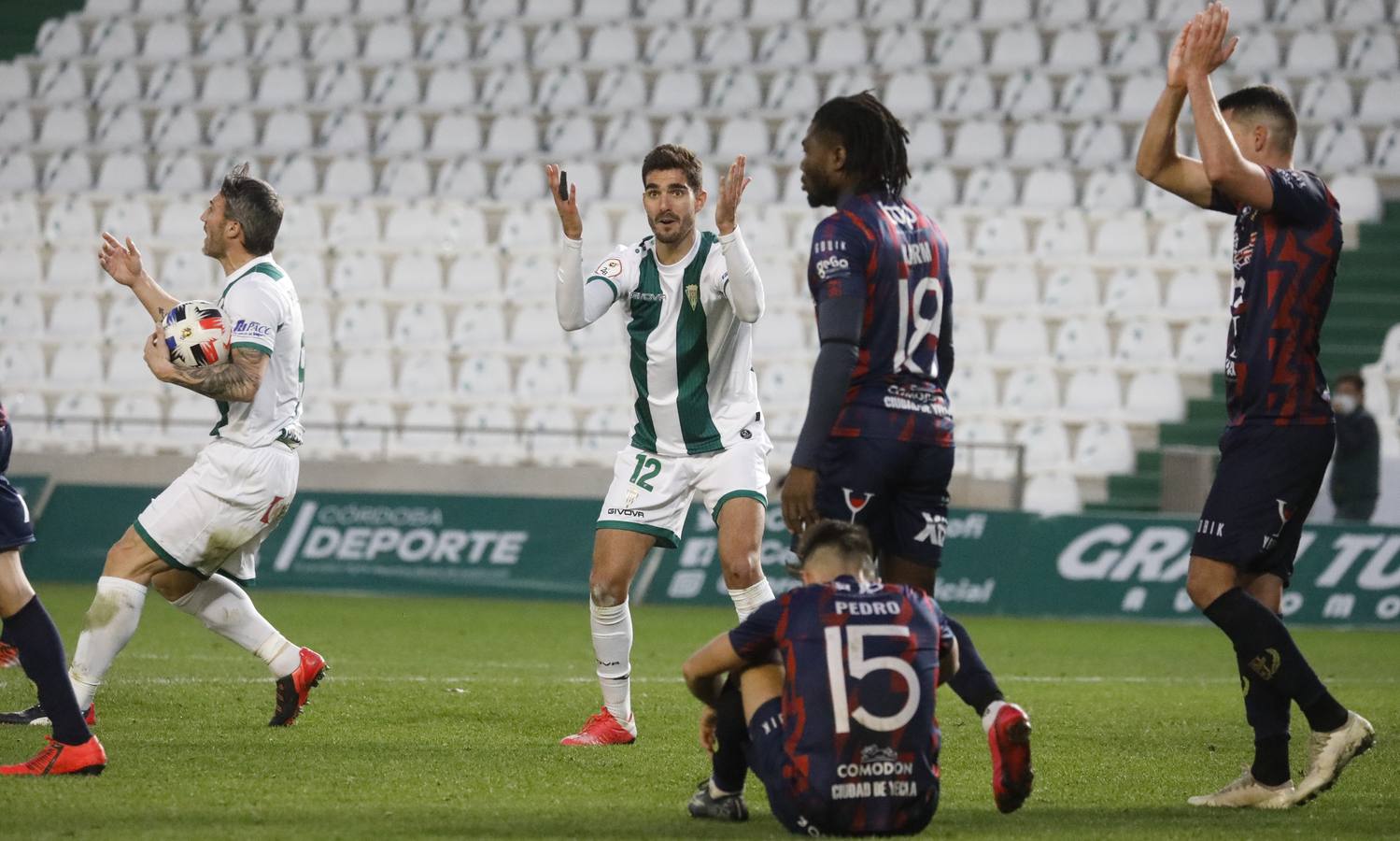 En imágenes, el Córdoba CF - Yeclano