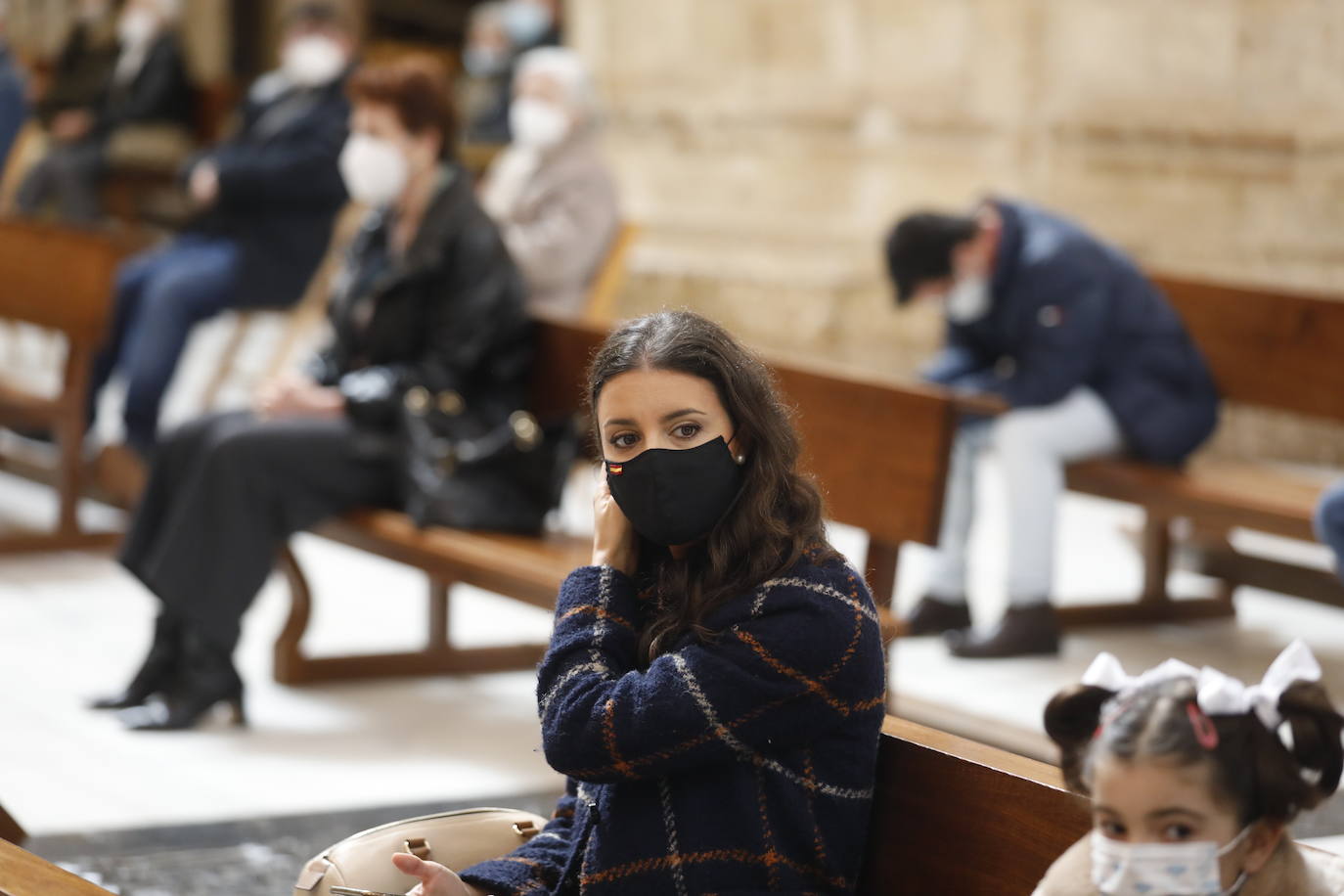 La misa en la Catedral de Córdoba por la festividad de San Francisco de Sales, en imágenes