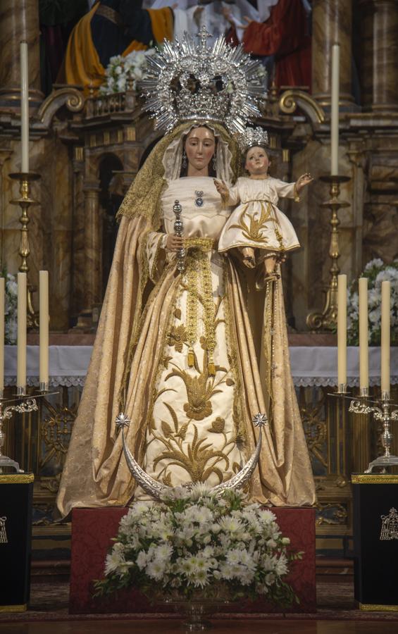 La Virgen de la Paz de la Mortaja