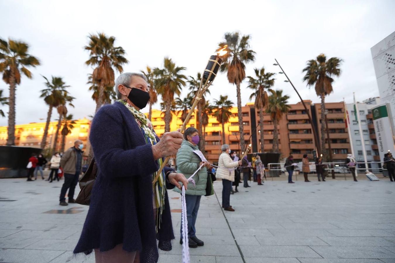 La concentración de la Plataforma contra la Violencia a las Mujeres, en imágenes