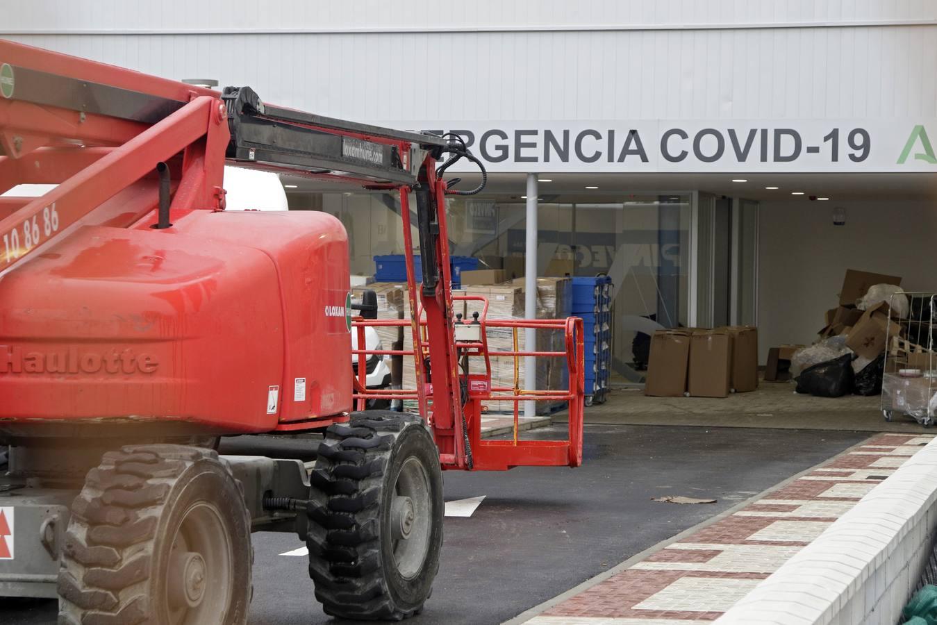 En imágenes, el estado del Hospital Militar de Sevilla días antes de recibir los primeros pacientes