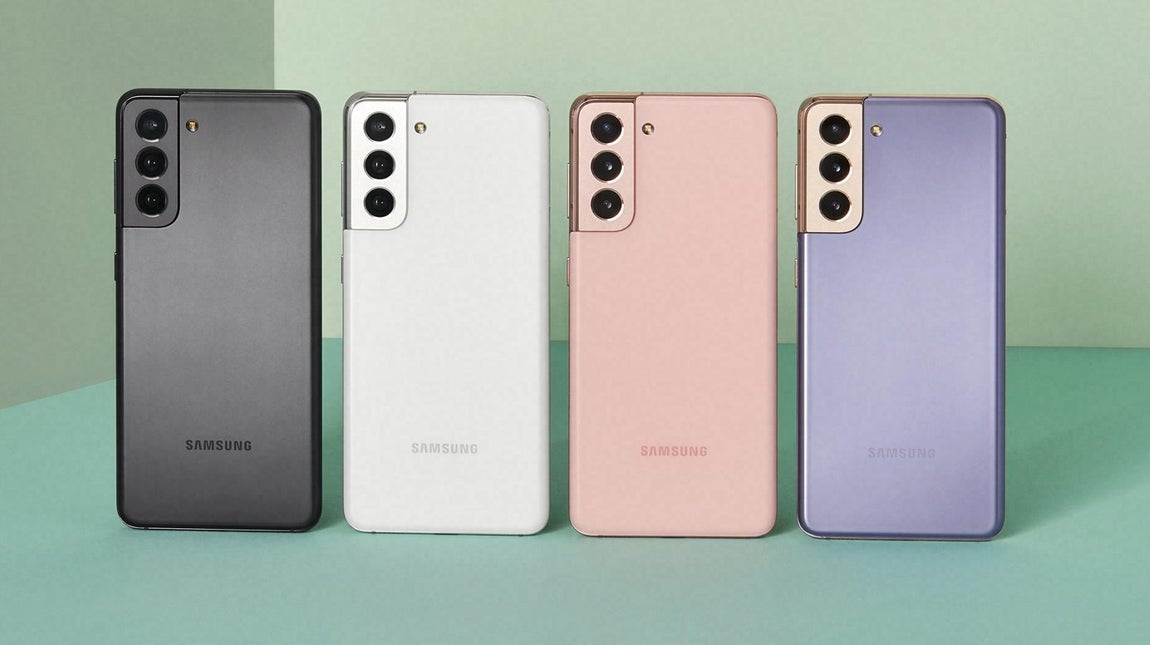 Samsung Galaxy S21 Ultra. El Samsung Galaxy S21 Ultra es un dispositivo que rompe los esquemas de lo que puede hacer un Smartphone gracias a la avanzada cámara de calidad profesional y la prestación Video Snap 8K. Entre otras novedades, cuenta con el Vlogger View, una herramienta que permite grabar vídeos simultáneamente con las cámaras frontales y traseras, capturando contenido en todos los ángulos de la cámara. La serie incluye tres modelos para adaptarse a diferentes estilos de vida: Galaxy S21 y Galaxy S21+ ofrecen las últimas experiencias premium para sacar el máximo provecho de cada momento, y Galaxy S21 Ultra incorpora lo último en tecnología para quienes quieren una experiencia al límite y demandan estar un paso por delante. Precio: 1259 €.