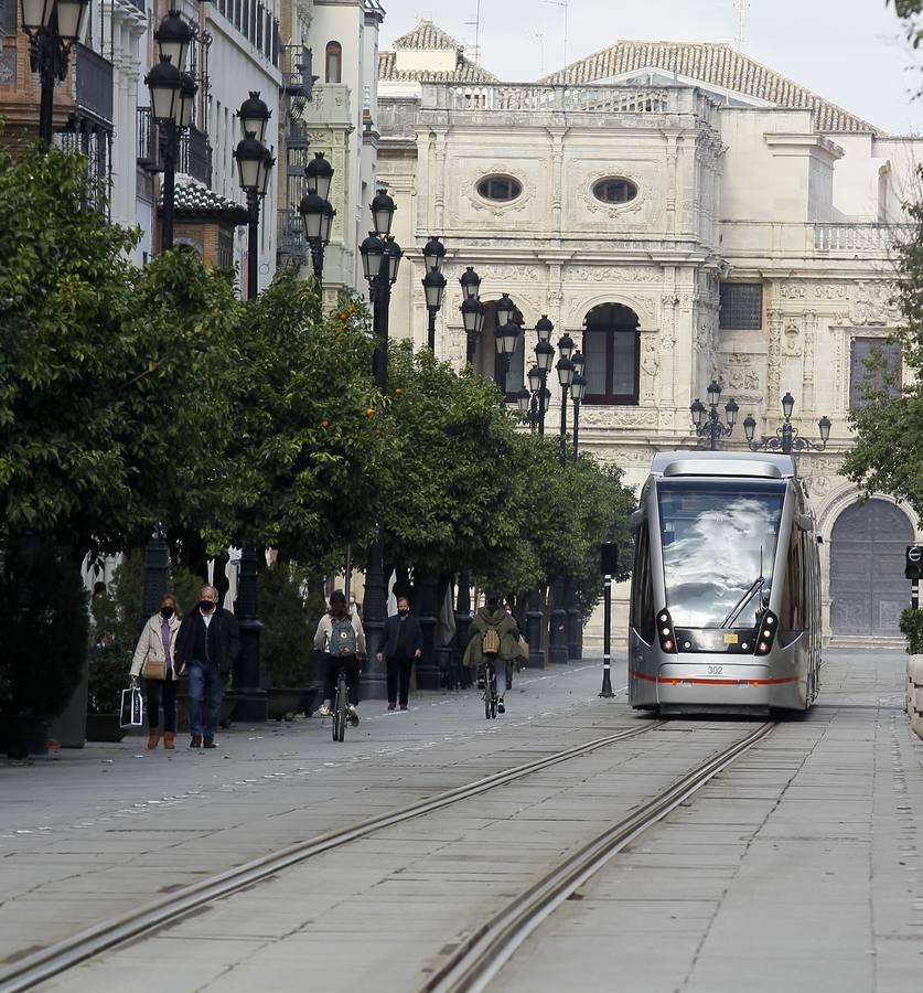 Las imágenes del ambiente que se vive en Sevilla con el cierre perimetral