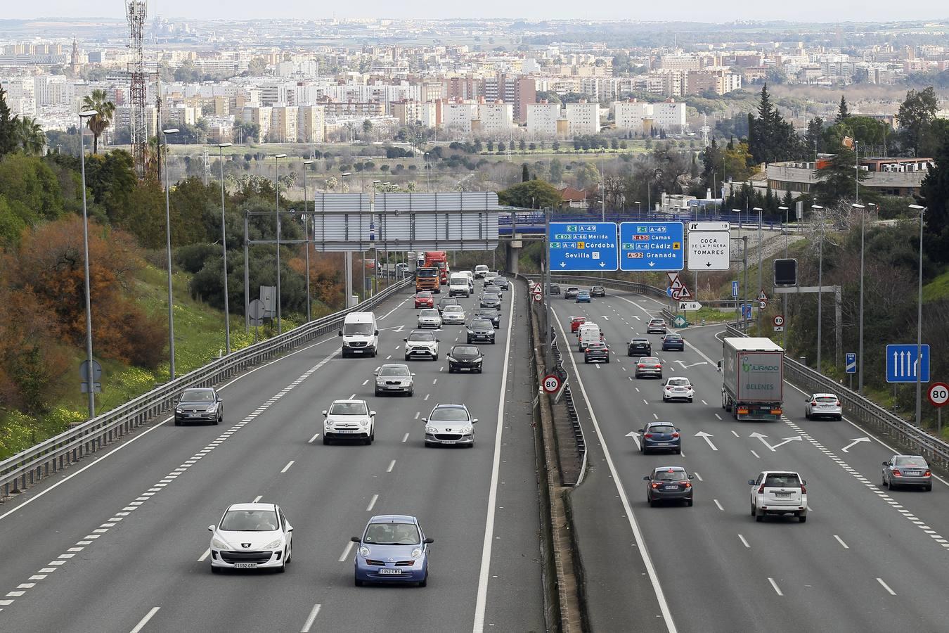 Las imágenes del ambiente que se vive en Sevilla con el cierre perimetral