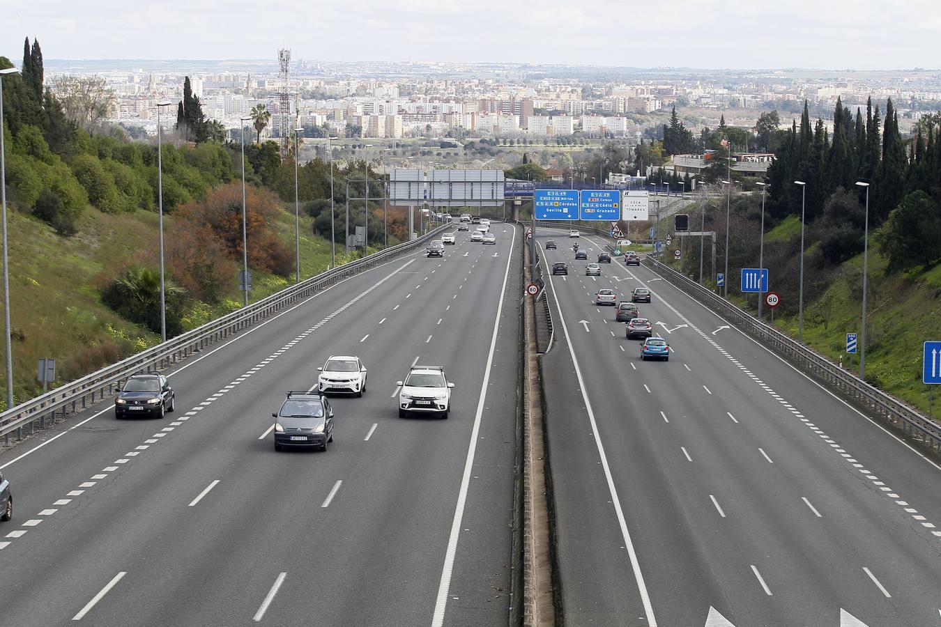 Las imágenes del ambiente que se vive en Sevilla con el cierre perimetral