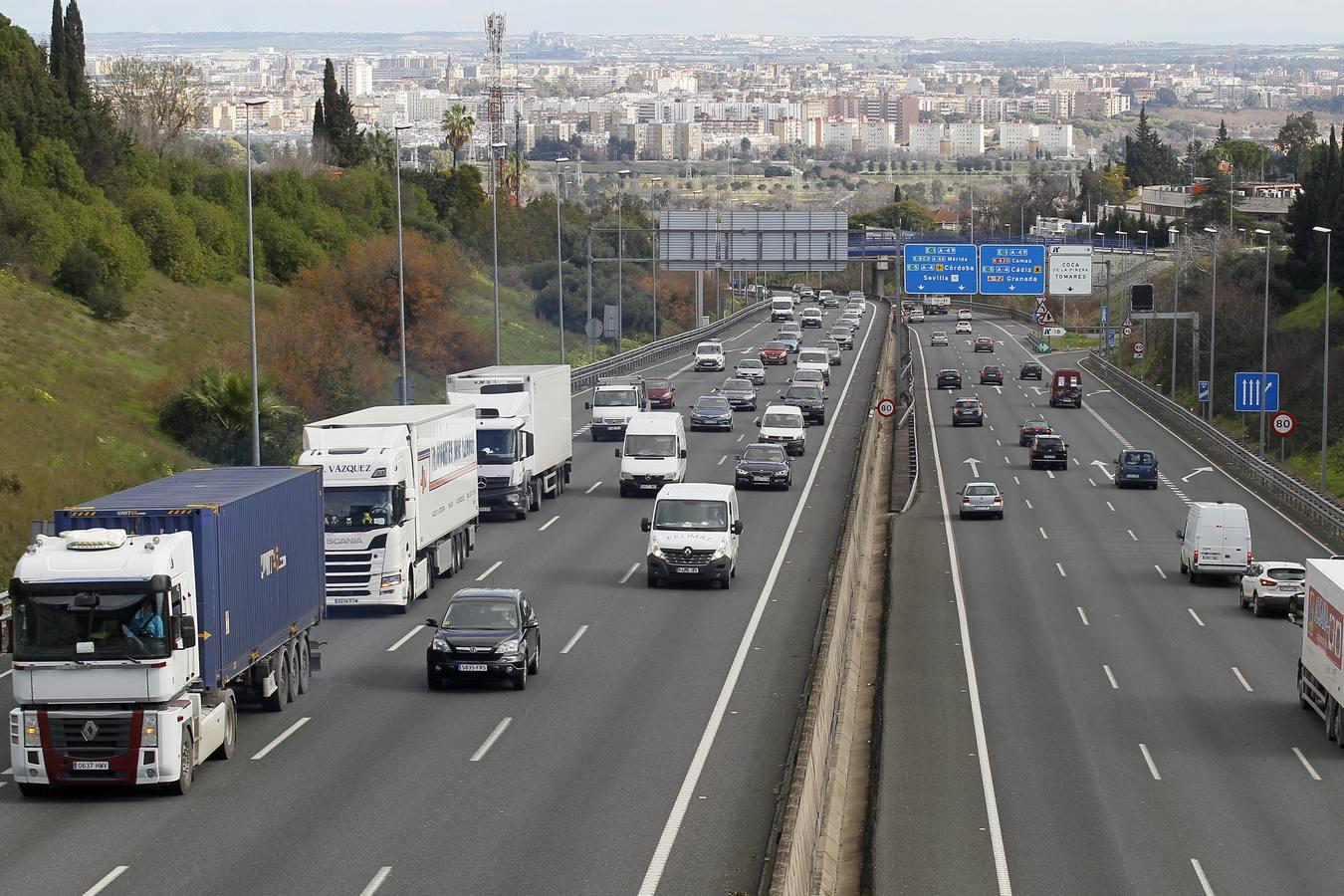 Las imágenes del ambiente que se vive en Sevilla con el cierre perimetral