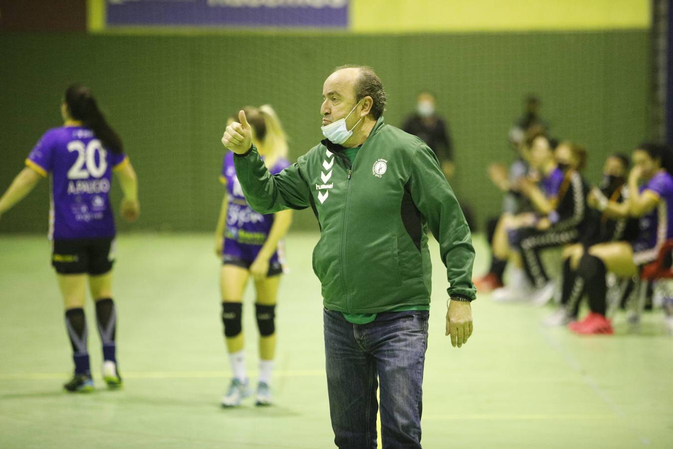 El partido de balonmano Adesal-Liberbank Gijón, en imágenes