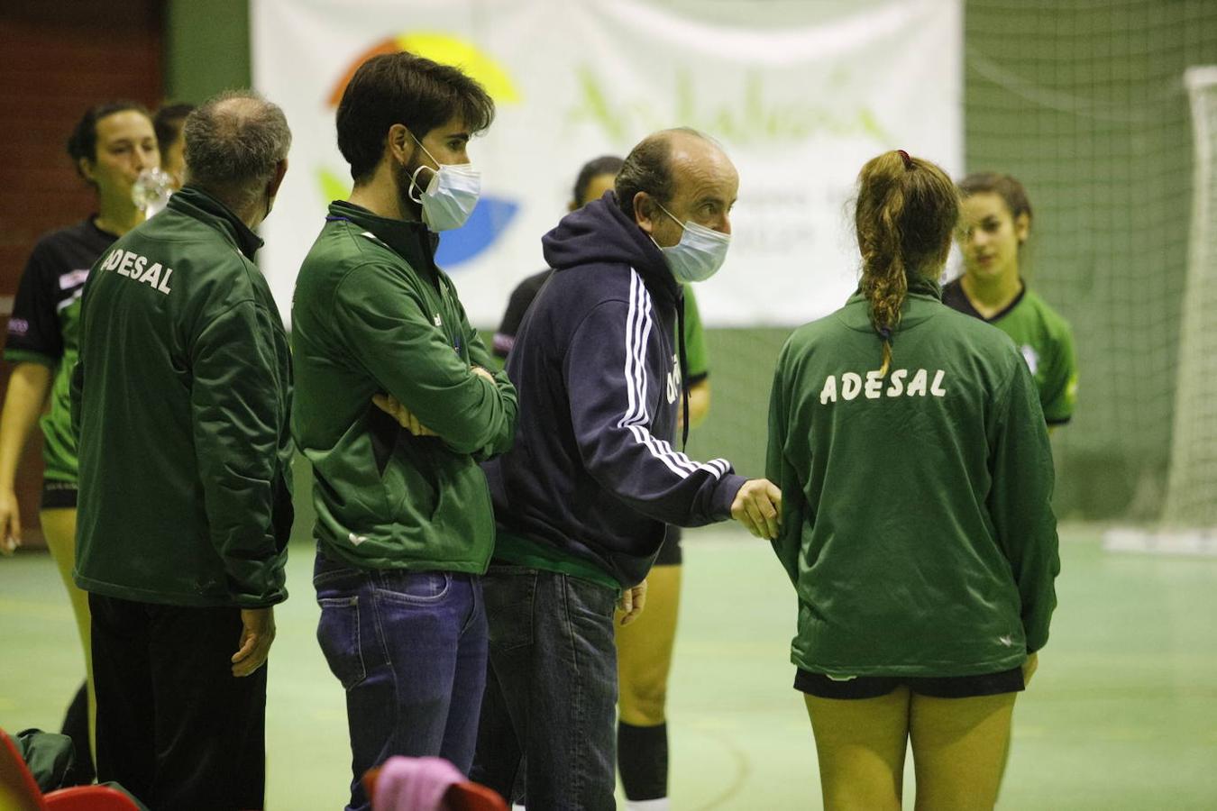 El partido de balonmano Adesal-Liberbank Gijón, en imágenes