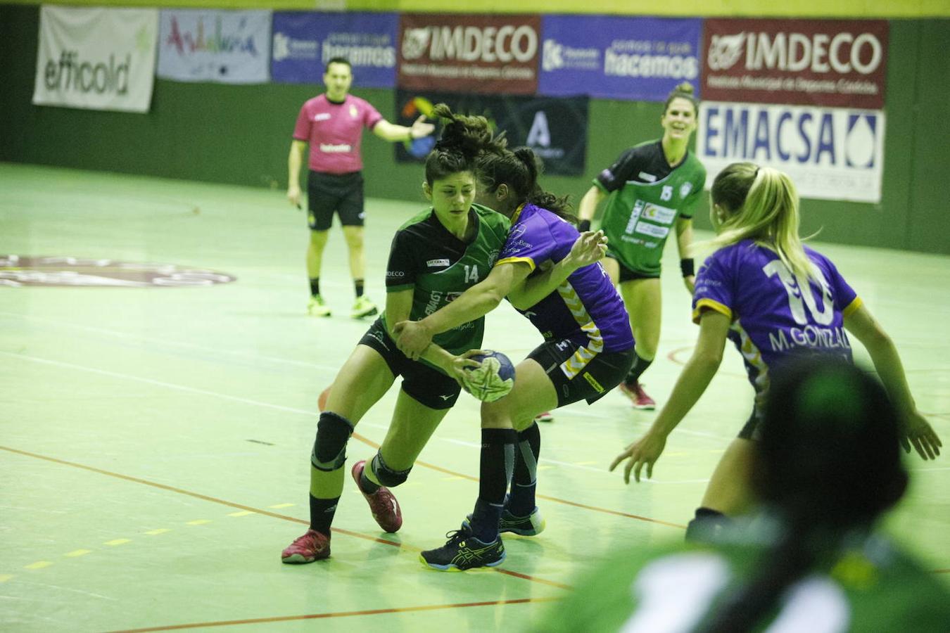 El partido de balonmano Adesal-Liberbank Gijón, en imágenes