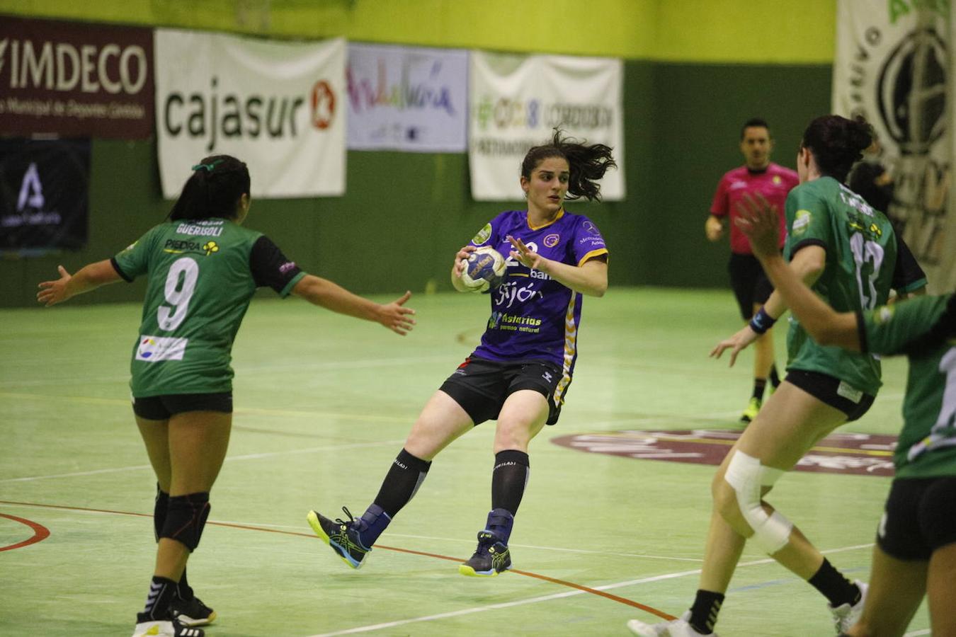 El partido de balonmano Adesal-Liberbank Gijón, en imágenes