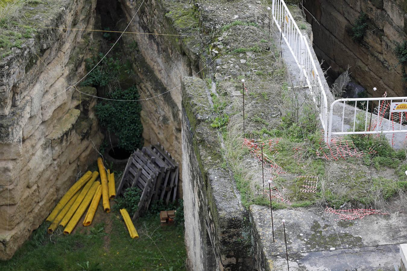 El abandono del Templo Romano, en imágenes