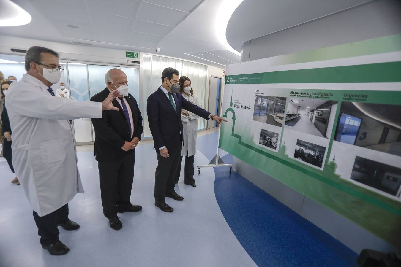 Juanma Moreno visita las nuevas instalaciones del Hospital Infantil del Virgen del Rocío