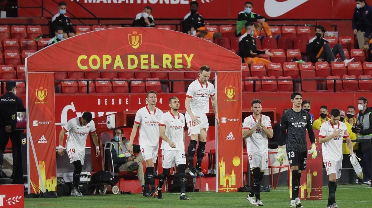 Las mejores imágenes del partido entre el Sevilla F.C. y el Valencia C.F.