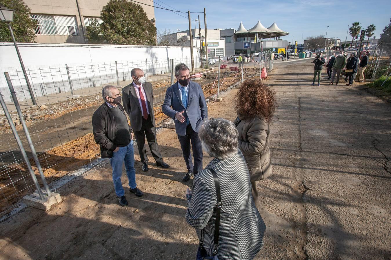 El alcalde de Sevilla anuncia inversiones en Bellavista