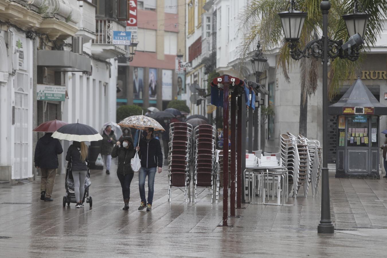 El nuevo cierre del comercio y la hostelería en San Fernando ahoga a propietarios y trabajadores