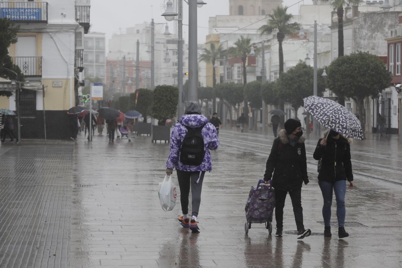 Primer día de cierre de la actividad no esencial en San Fernando