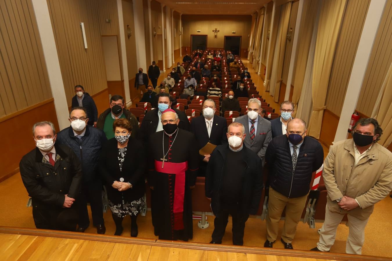 En imágenes, la asamblea de las hermandades y cofradías de Córdoba