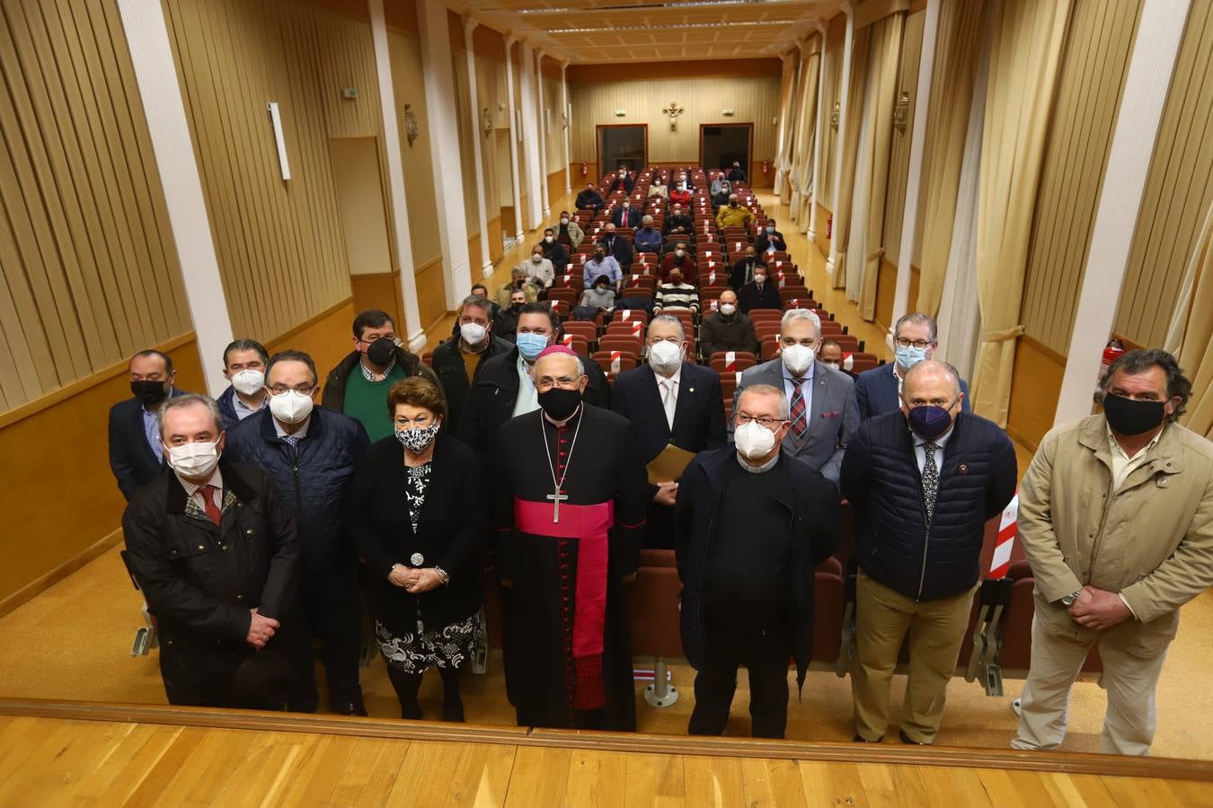 En imágenes, la asamblea de las hermandades y cofradías de Córdoba