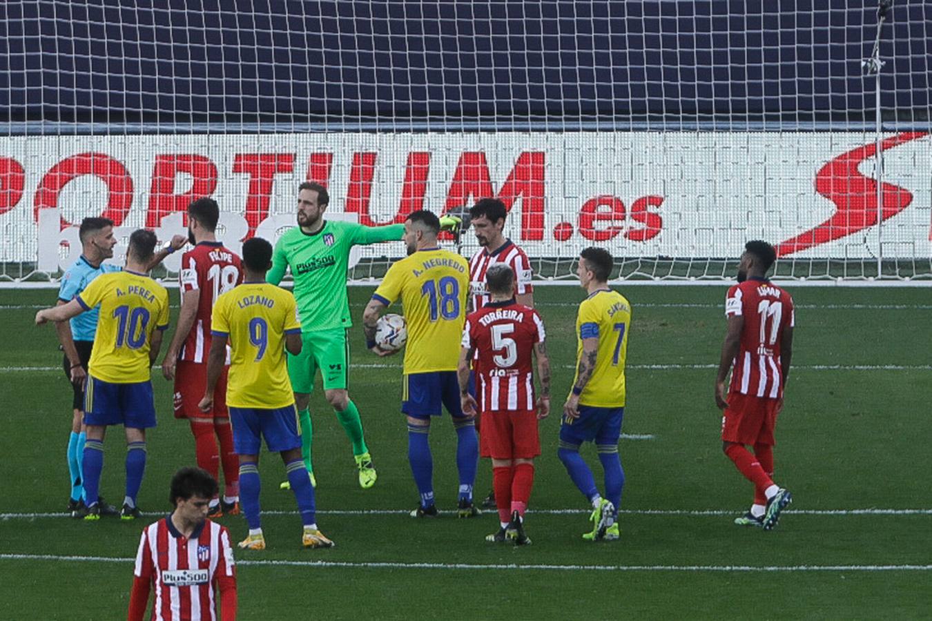 FOTOS: Las imágenes del Cádiz - Atlético