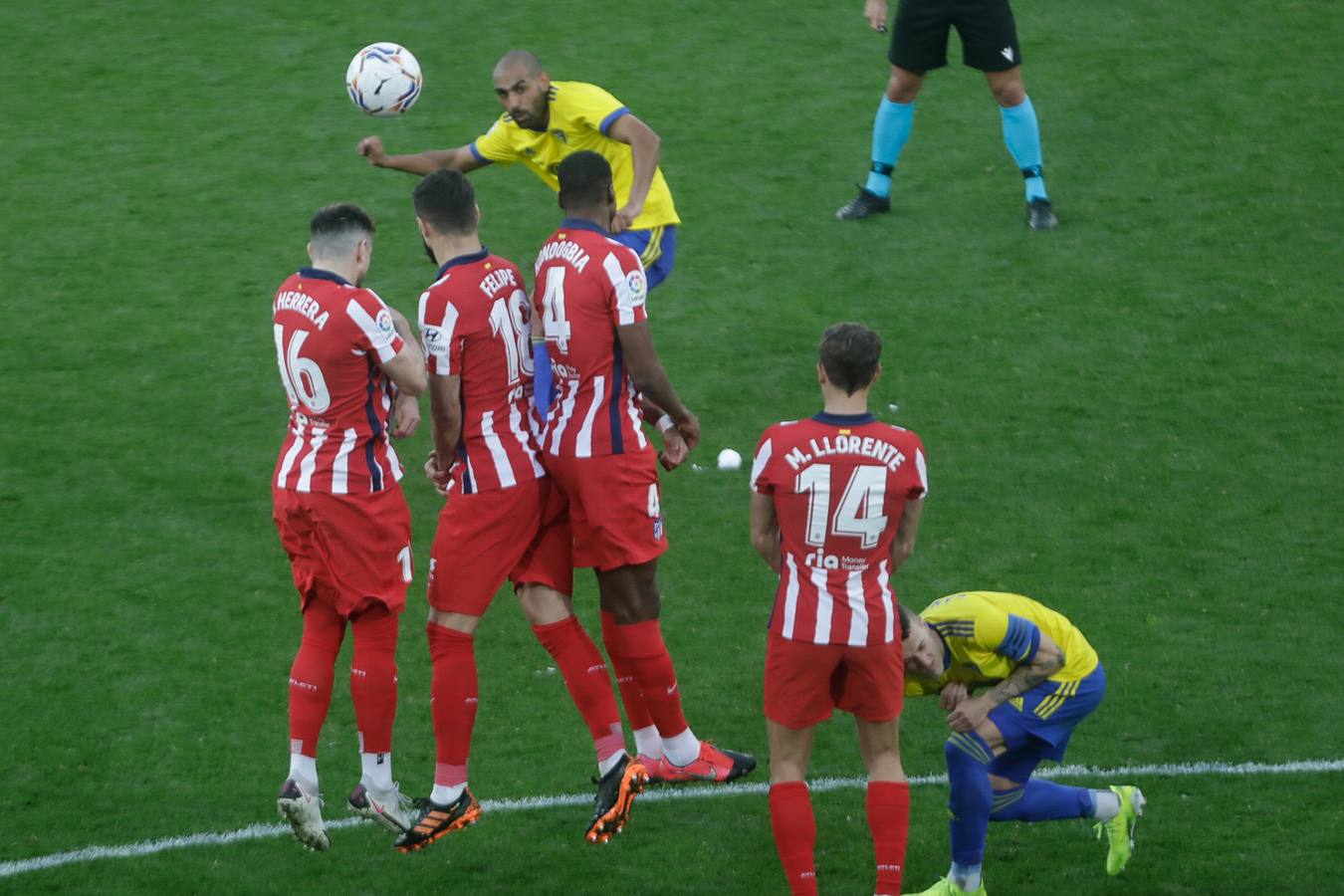 FOTOS: Las imágenes del Cádiz - Atlético