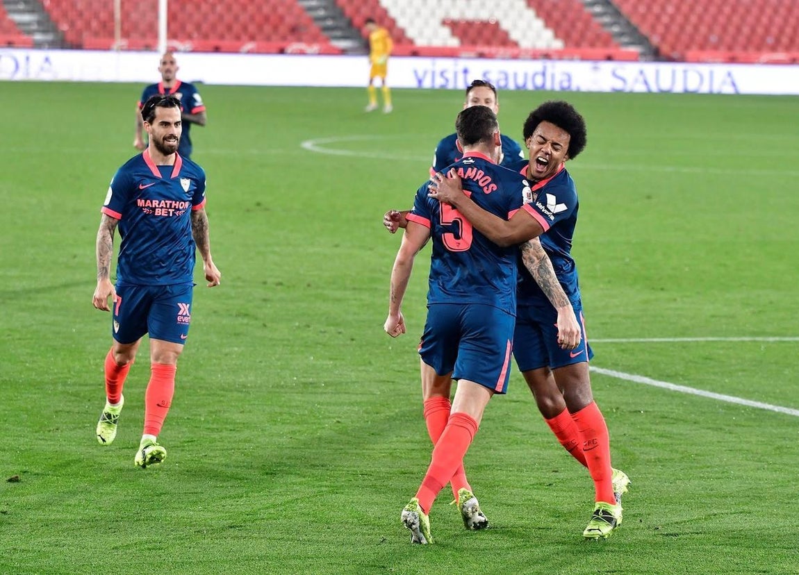 Las mejores imágenes del partido entre el Almería y el Sevilla F.C.