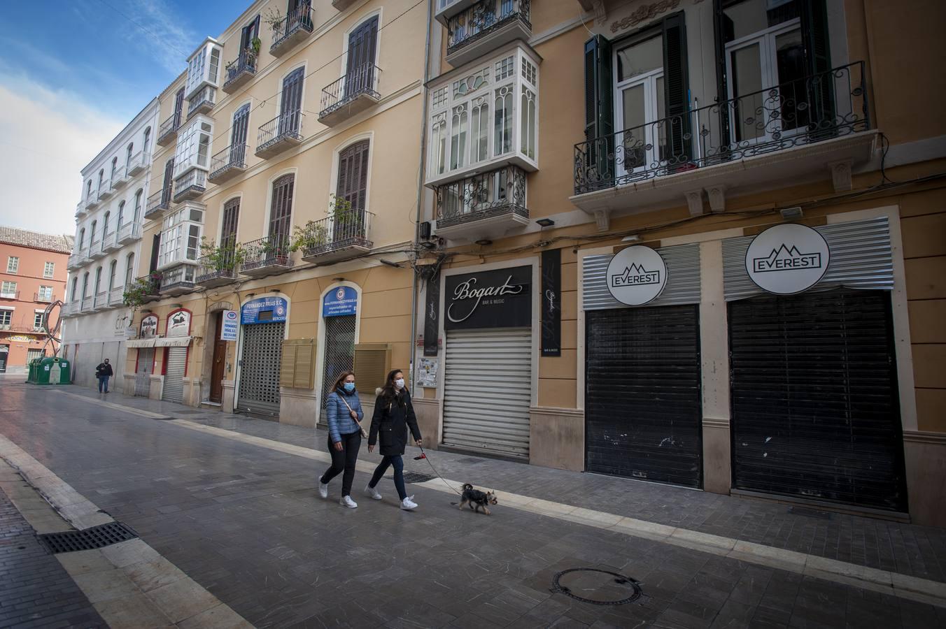 En imágenes: Málaga cierra todo el comercio no esencial