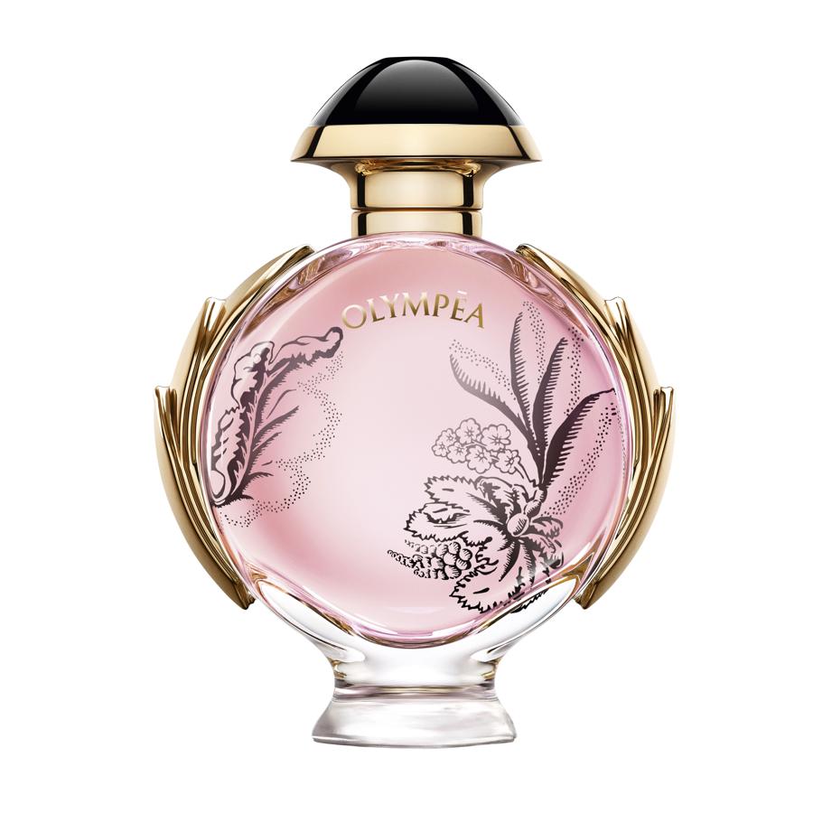 La más sensual. Olympéa Blossom es la nueva creación de Paco Rabanne. Un contraste deliciosa entre una explosión de flores y sensualidad cautivadora. Al principio, un toque picante de rosas recién cortadas da paso al intenso sorbete de grosellas. Delicados toques de vainilla y madera cachemira. Un acorde que deja una estela almizclada, sutil y sensual llena de feminidad. Precio: 106,5 € / 80 ml.