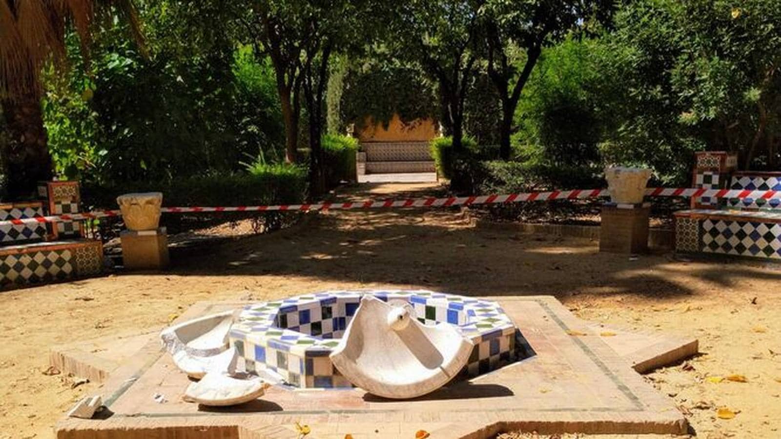 Fotogalería: Ataques al patrimonio en Sevilla