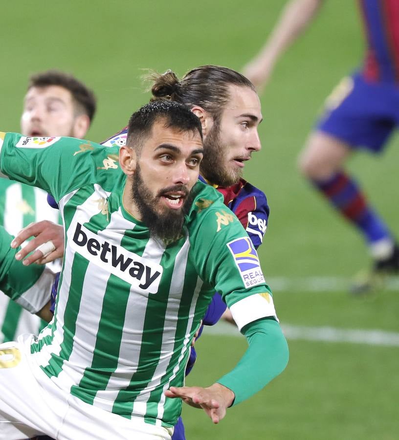 Las mejores imágenes del partido entre el Betis y el Barcelona