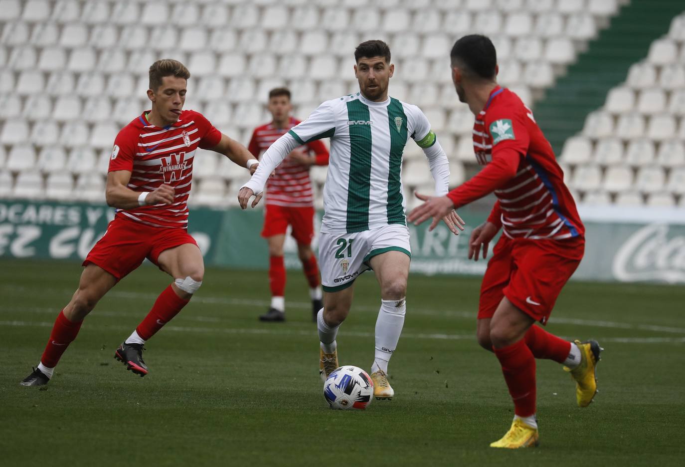 En imágenes, las mejores jugadas del Córdoba CF - Recreativo Granada