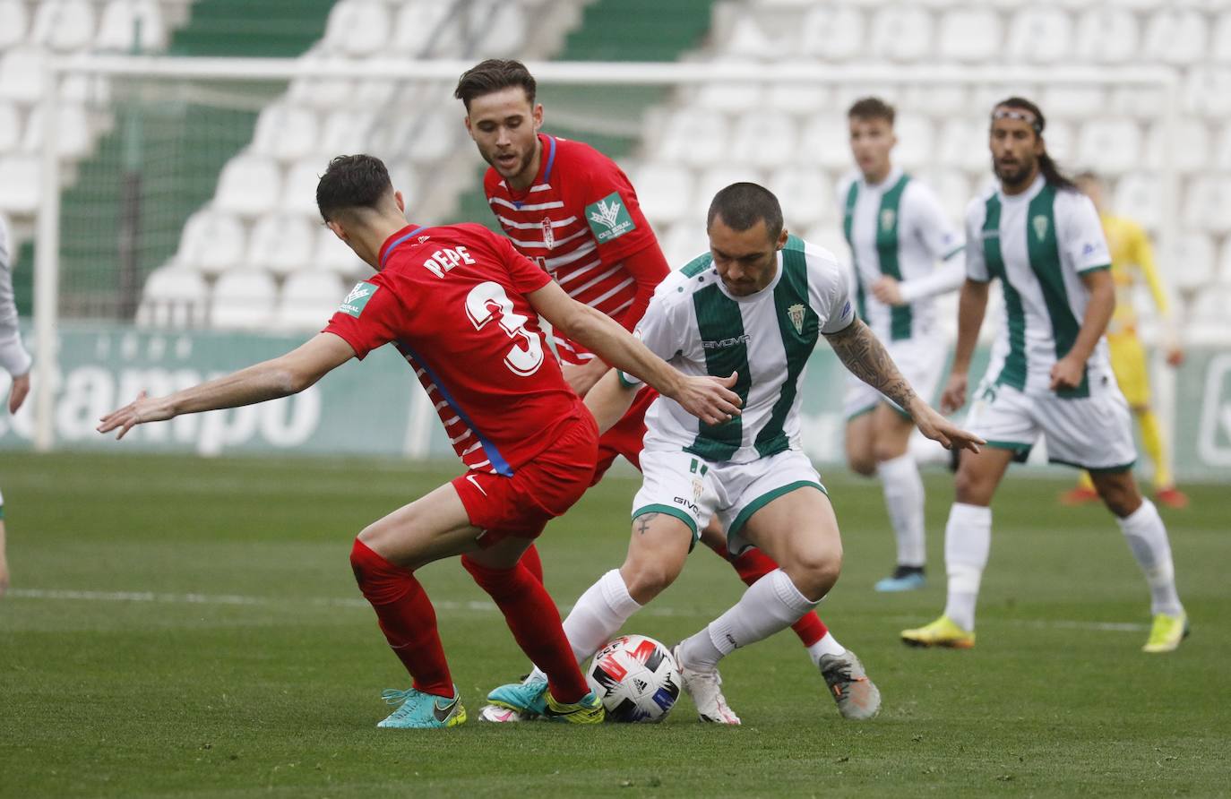 En imágenes, las mejores jugadas del Córdoba CF - Recreativo Granada