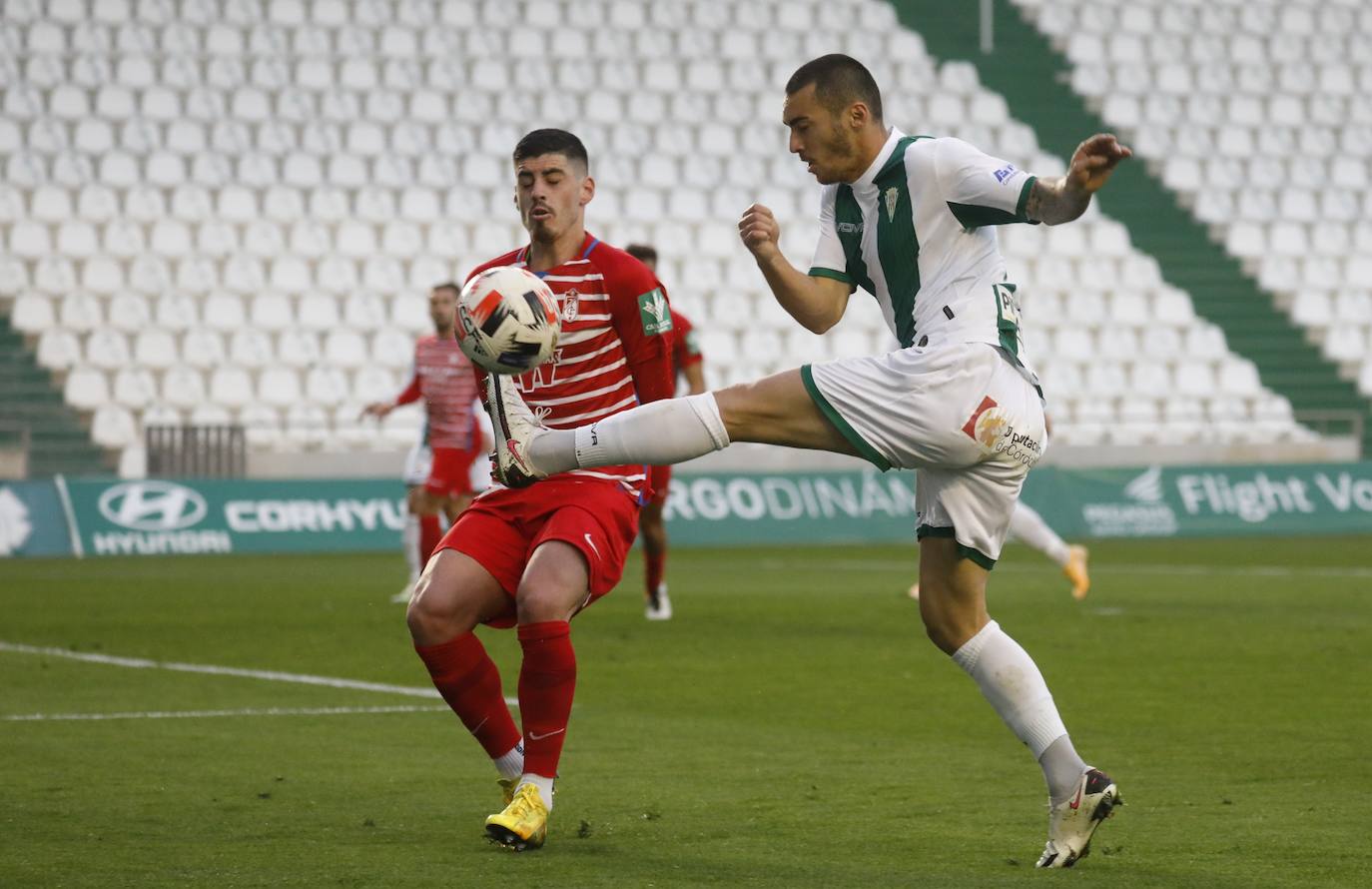 En imágenes, las mejores jugadas del Córdoba CF - Recreativo Granada