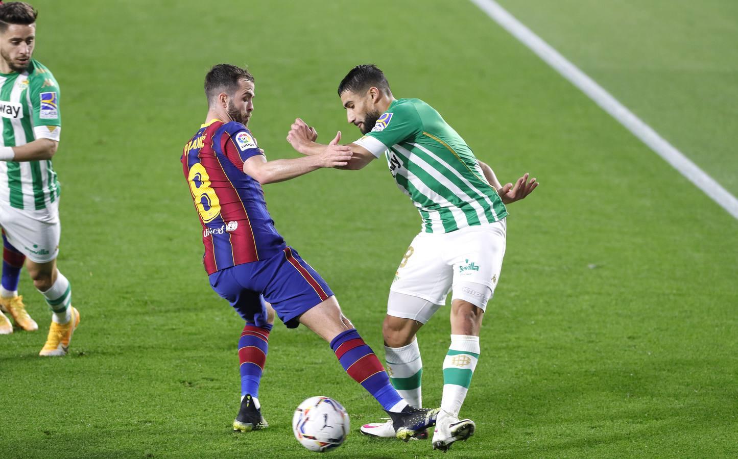 Las mejores imágenes del partido entre el Betis y el Barcelona