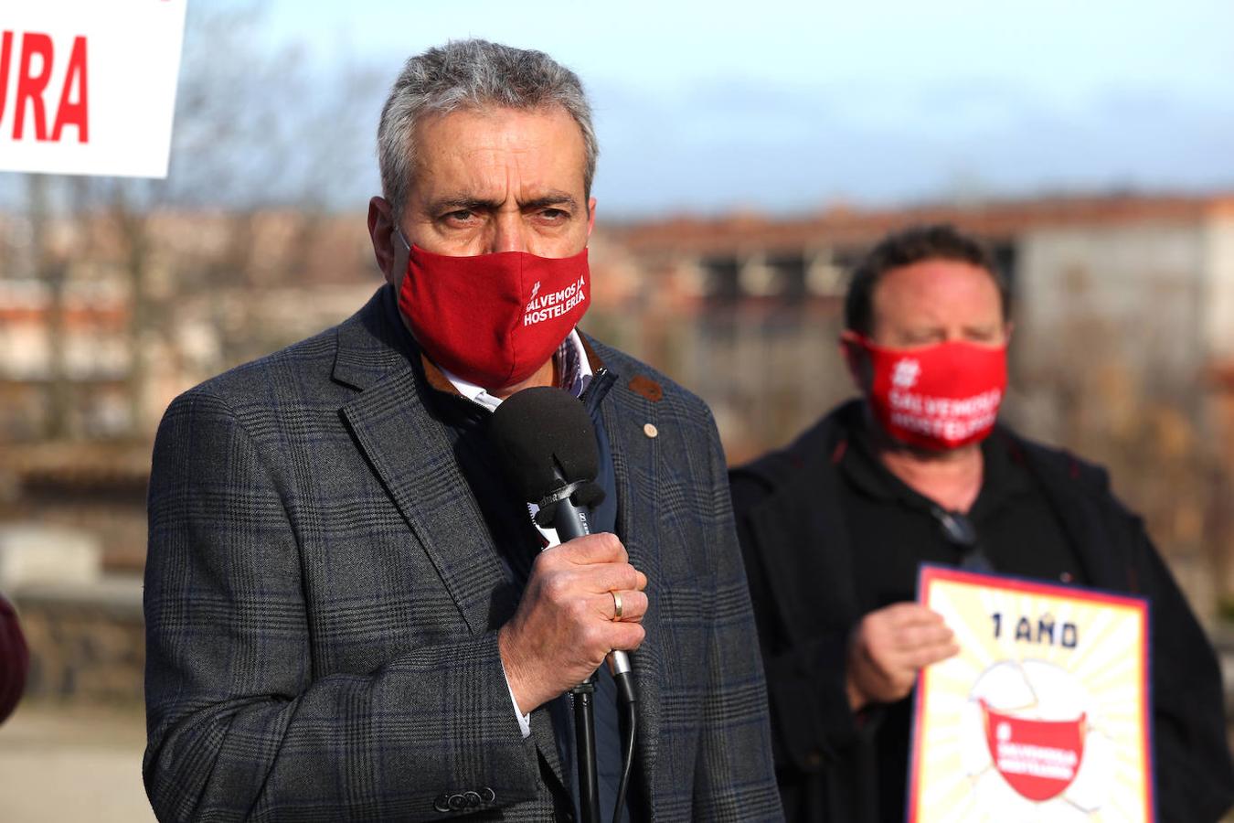 La protesta de los hosteleros en Toledo, en imágenes