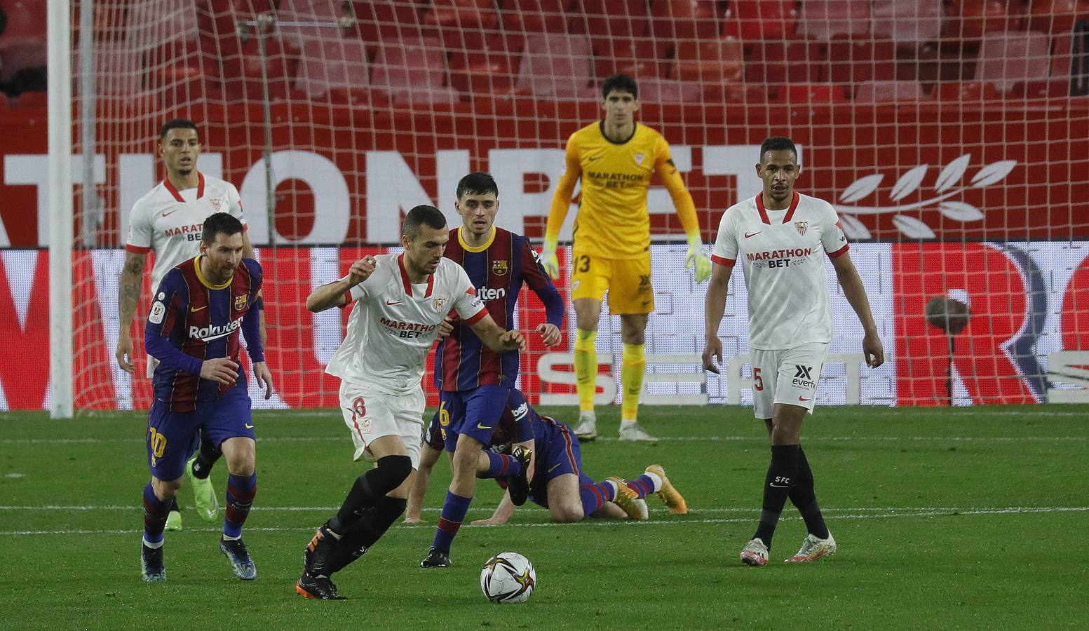 Fotogalería: Las mejores imágenes del Sevilla-Barcelona