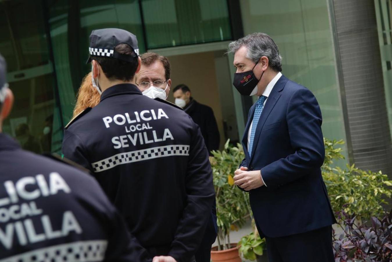 Fotogalería: Toma de posesión de los nuevos agentes de la Policía Local de Sevilla