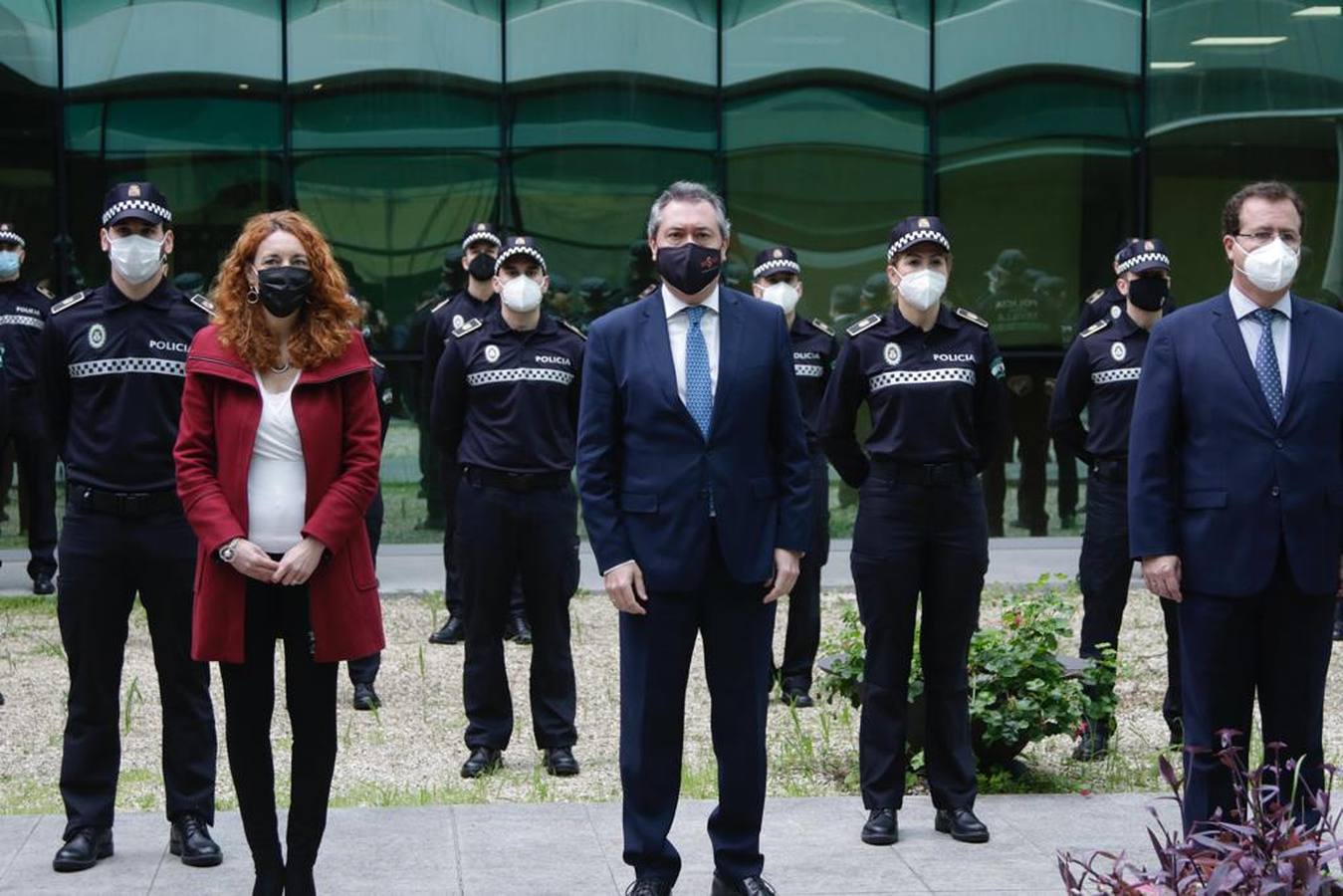 Fotogalería: Toma de posesión de los nuevos agentes de la Policía Local de Sevilla