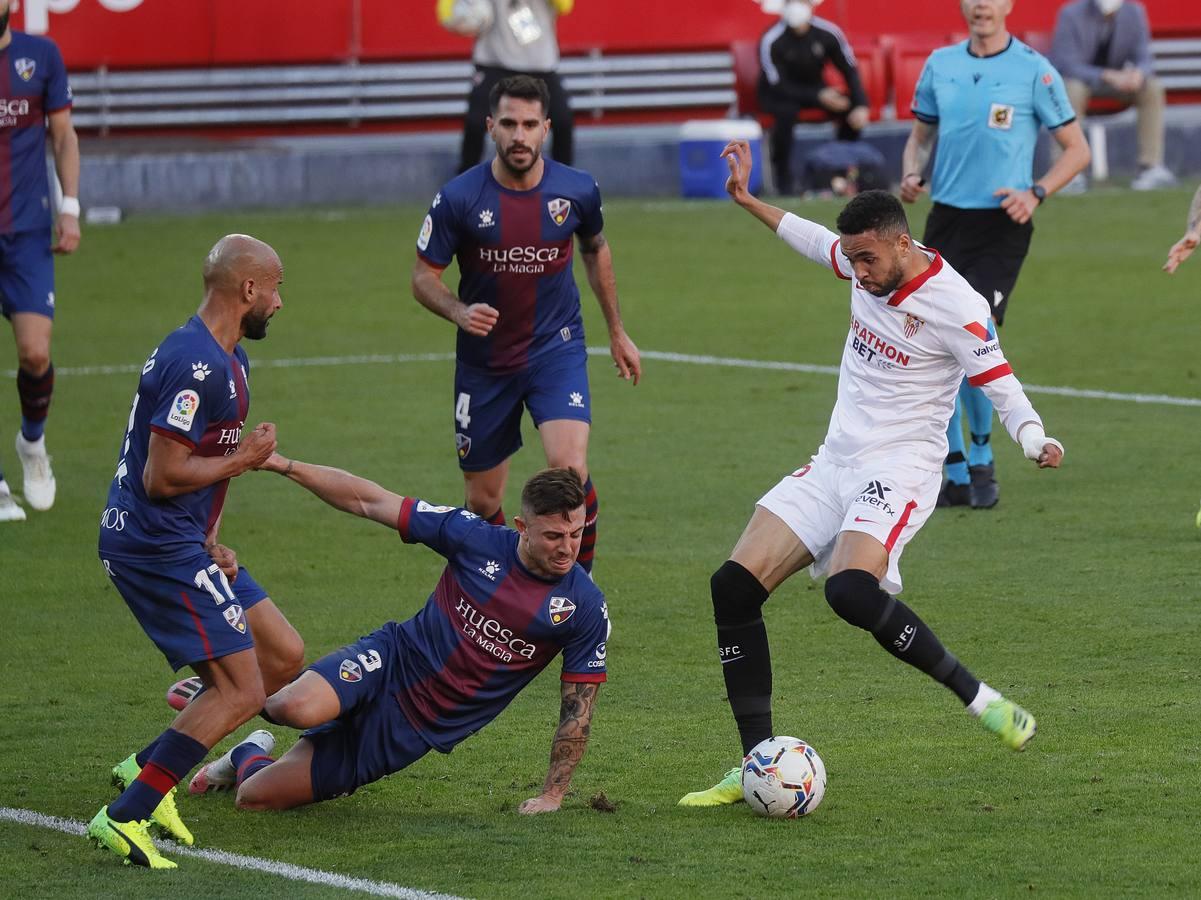 Las mejores imágenes del partido entre el Sevilla F.C. y el Huesca