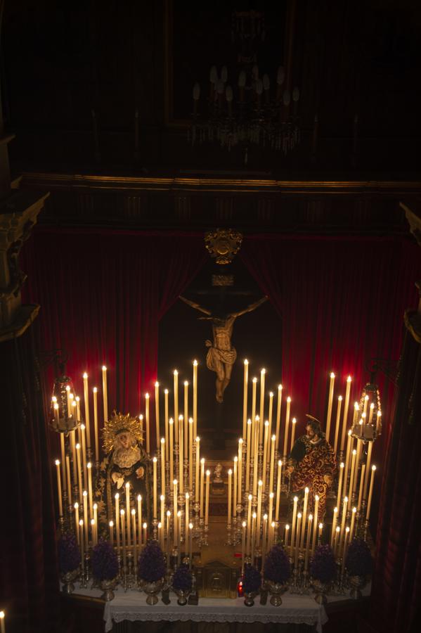 Altar de quinario del Cristo de la Salud de la Carretería