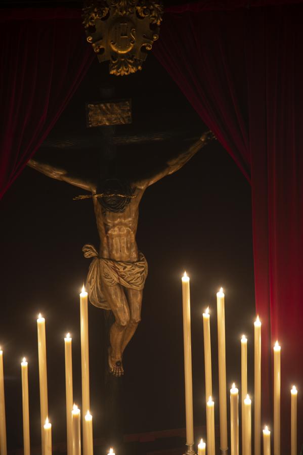 Altar de quinario del Cristo de la Salud de la Carretería