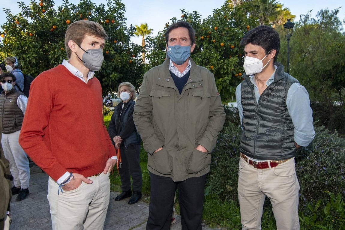 Protesta en Espartinas en defensa de la tauromaquia, en imágenes