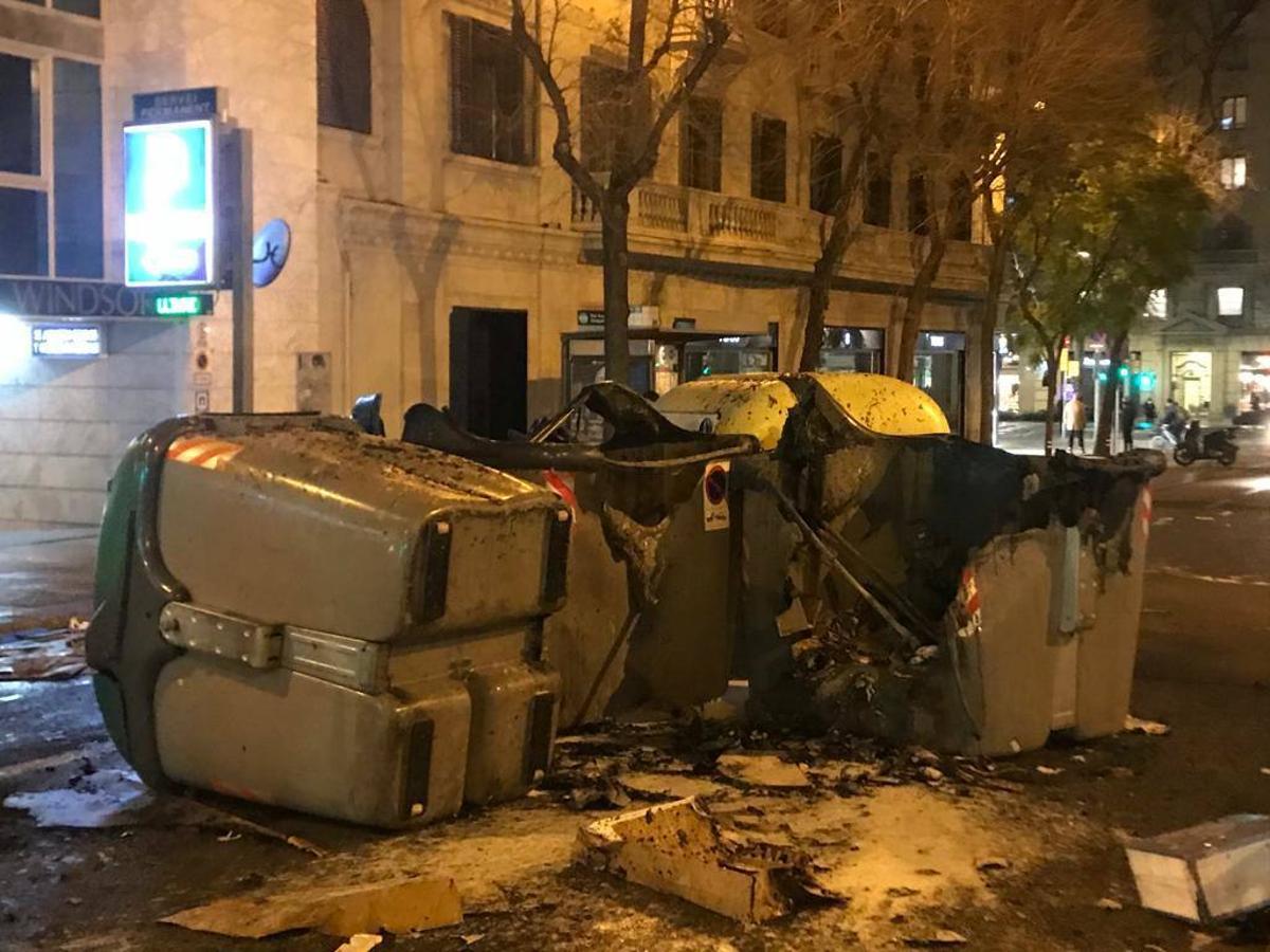 En imágenes: violencia y disturbios en Barcelona en una manifestación en contra de la entrada en prisión de Pablo Hasel