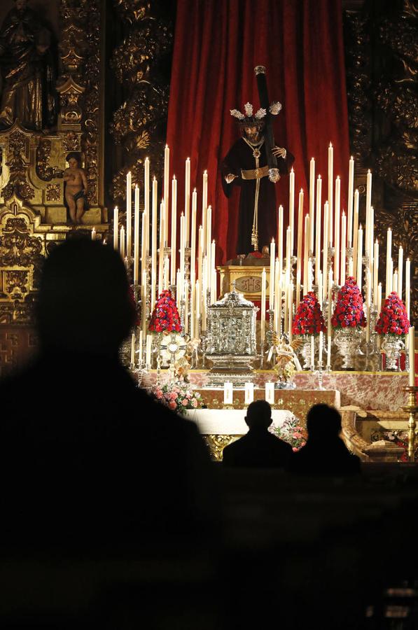 El quinario del Señor de la Santa Faz de Córdoba, en imágenes